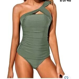 Womans XXL Tall GREEN Tankini Top Sleeveless Racer Back Workout TOP ONLY